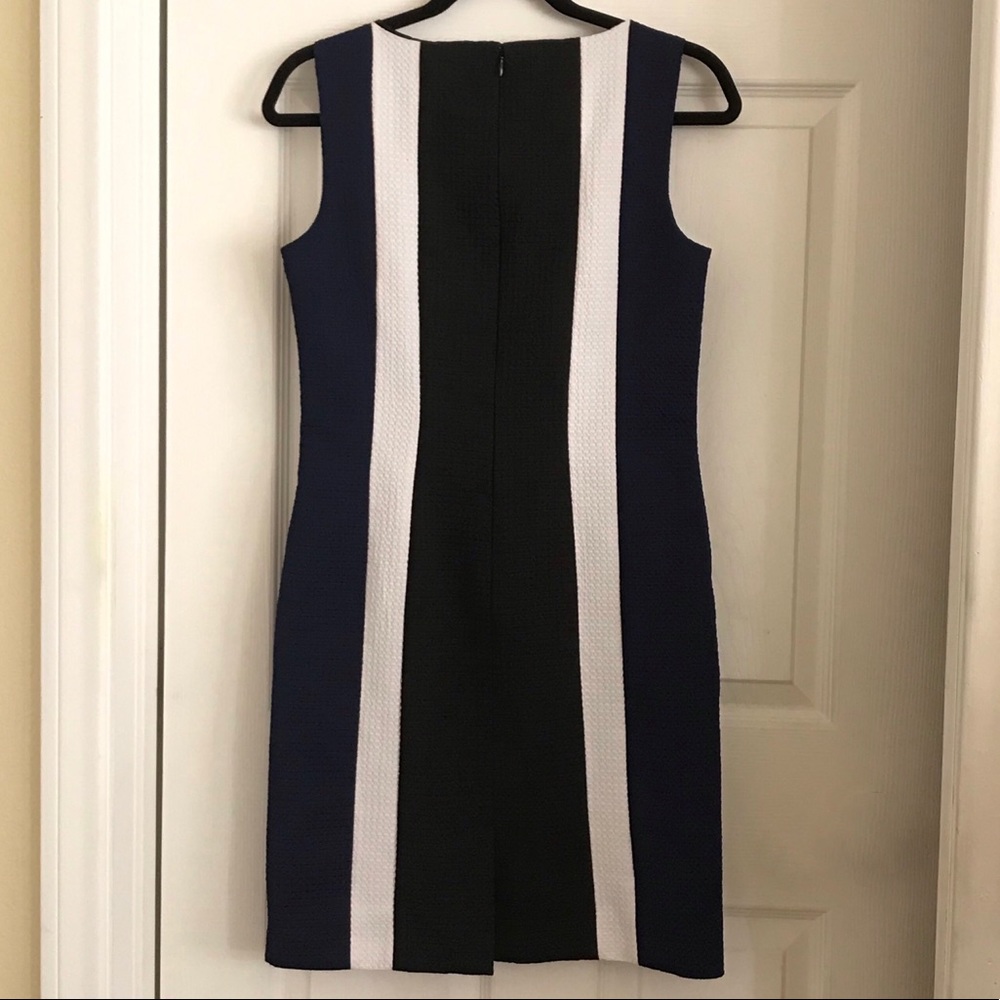 Colorblock Dress - Picture 2 of 5